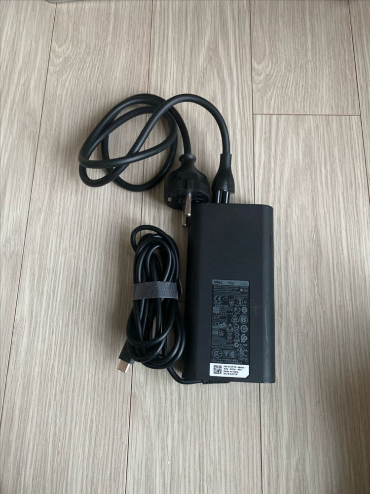 Dell 델 90W USB-C 노트북 어댑터 이미지