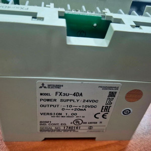 미쓰비시 PLC 카드 FX3U-4DA 미사용 이미지