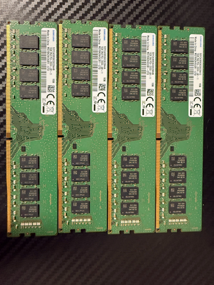 삼성 DDR4 16GB 2666 메모리 4개 이미지