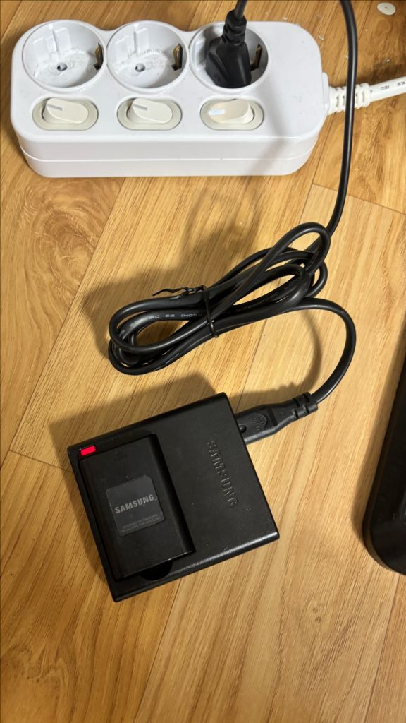 삼성 NX-100라이트 충전기 메모리배터리포함 디지털카메라 이미지