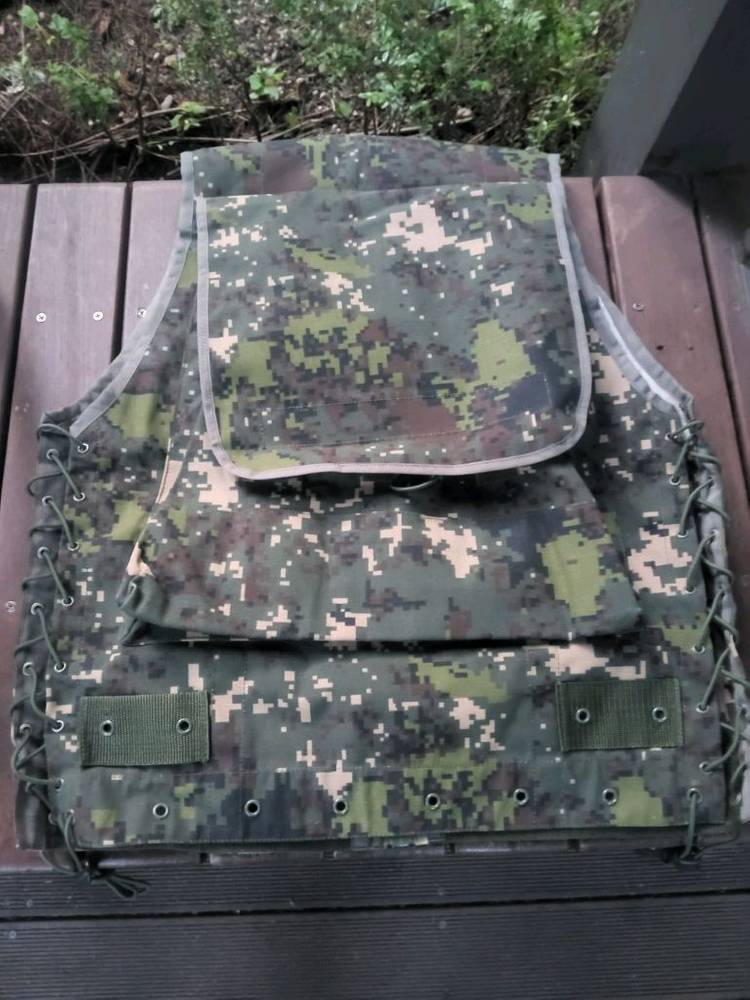 사제품 육군 픽셀 침투조끼 미사용신품 이미지