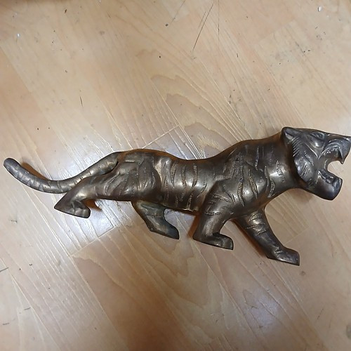 대형 호랑이 브론즈 조각상 이미지