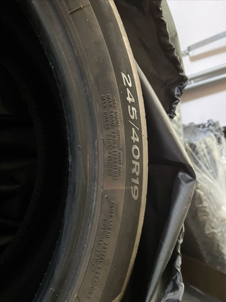 (임판급/한대분) 한국타이어 벤투스 S1 evo3 245/40/19, 255/40/19 런플랫 타이어 팝니다. 이미지
