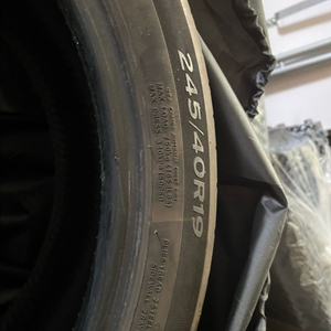 (임판급/한대분) 한국타이어 벤투스 S1 evo3 245/40/19, 255/40/19 런플랫 타이어 팝니다. 이미지