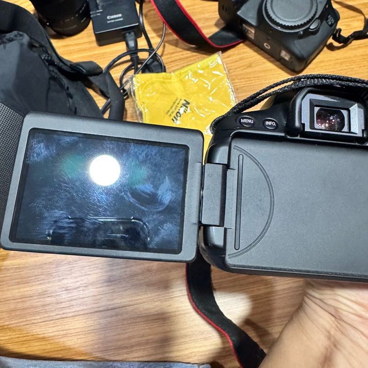 캐논 650d, 캐논 7d, 시그마 18-300 dc 판매 이미지
