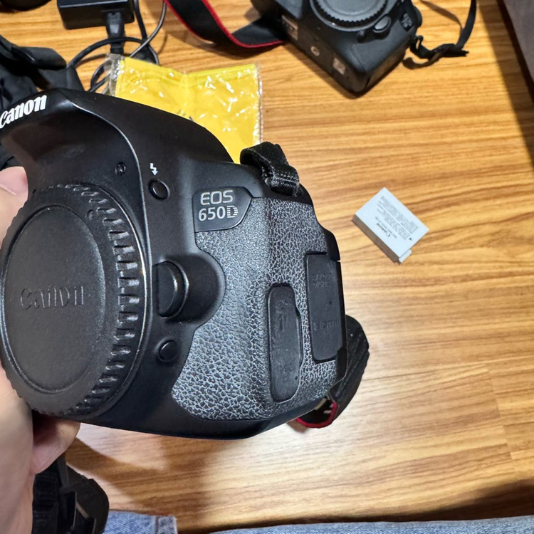 캐논 650d, 캐논 7d, 시그마 18-300 dc 판매 이미지