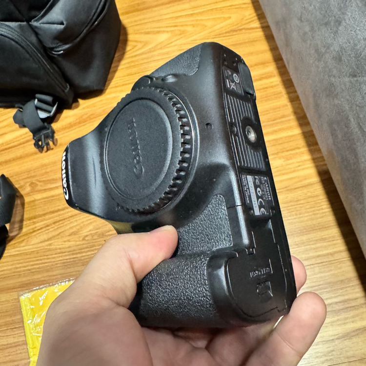 캐논 650d, 캐논 7d, 시그마 18-300 dc 판매 이미지