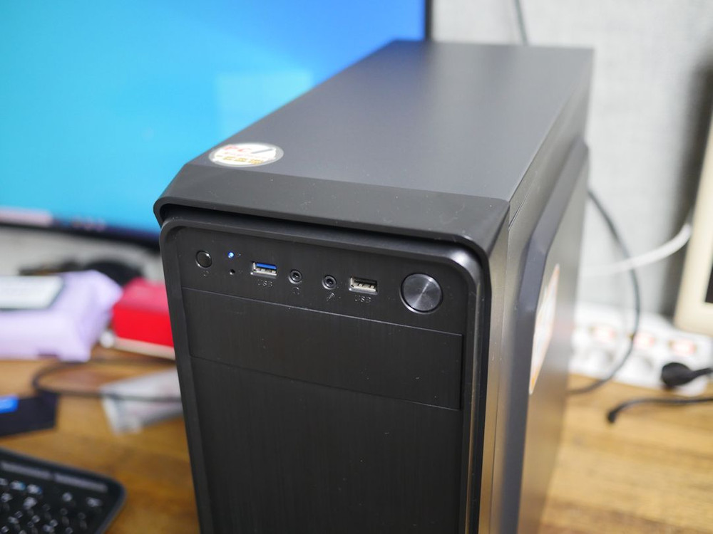 사무용 컴퓨터 i3-9100F 16GB GT730 PC 본체 이미지