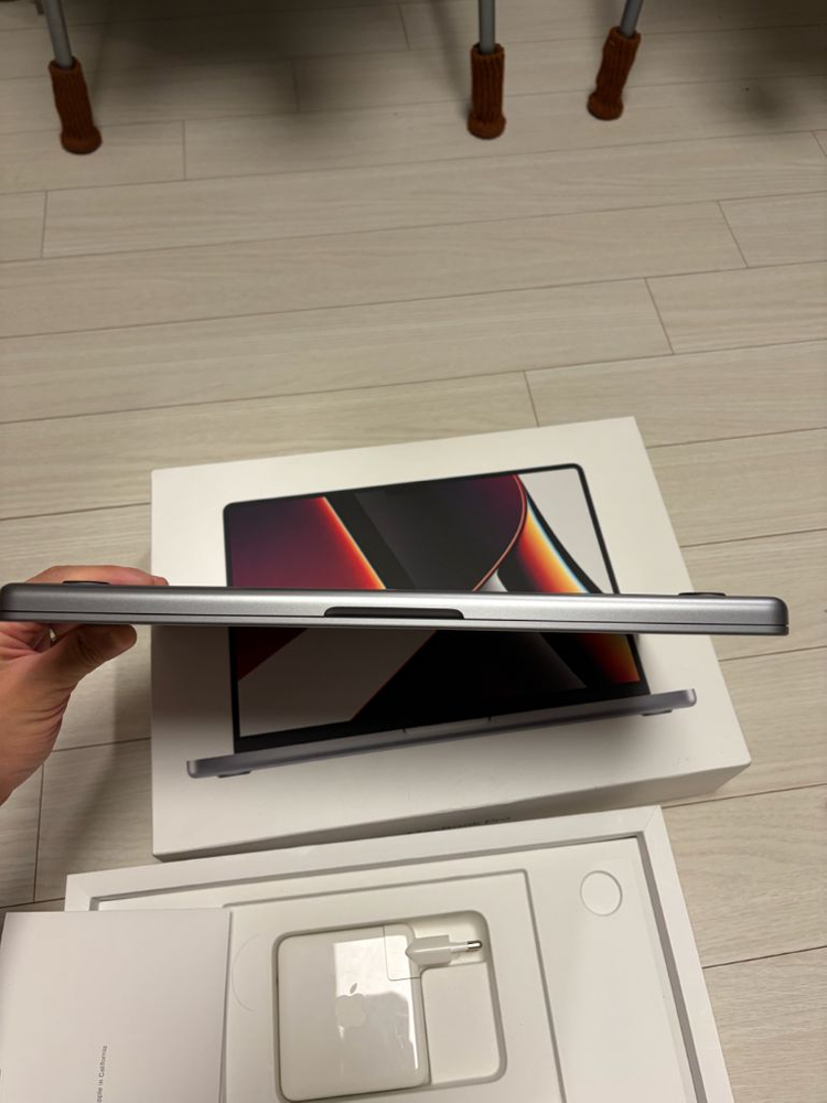 S급 ) 맥북 프로 M1 14인치 16gb 1tb 스그 배터리 100 이미지