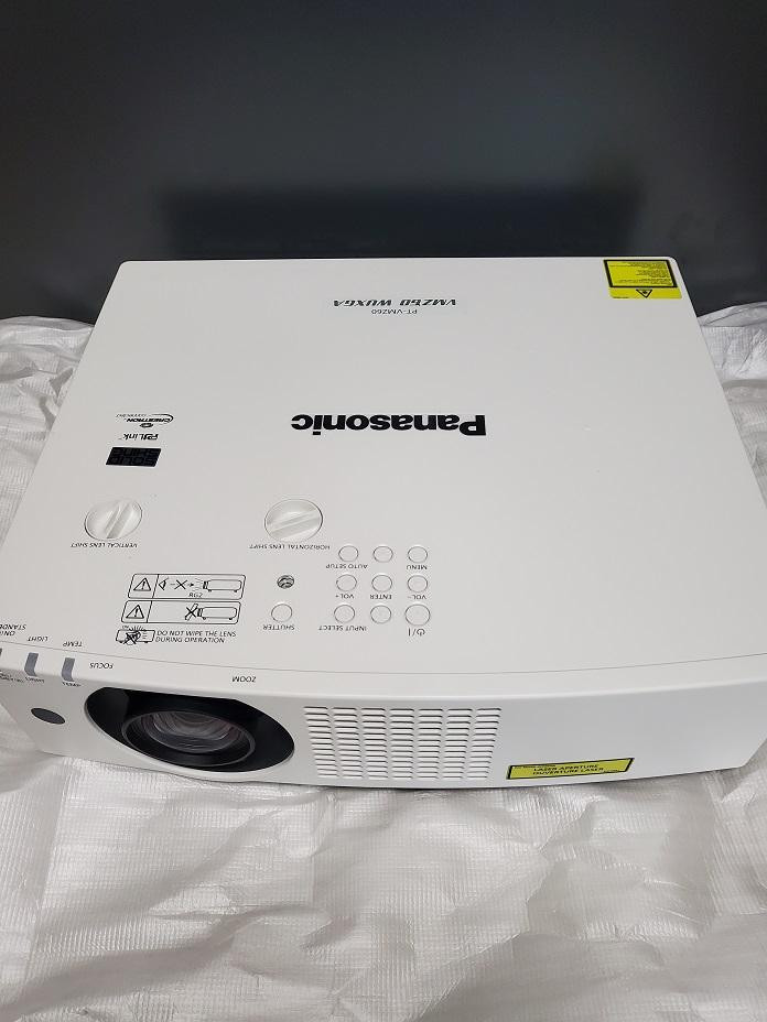 파나소닉PT-VMZ50외 파나소닉 레이저 프로젝터 대방출 이미지
