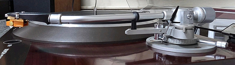 데논 DP-70M 턴테이블 이미지