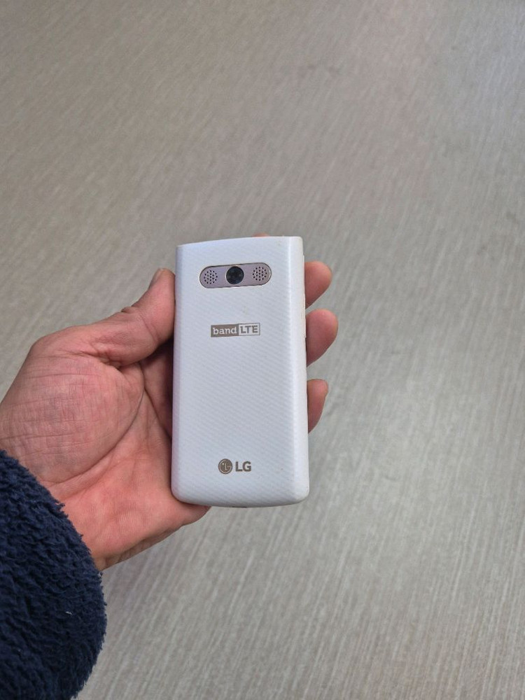 lg 폴더폰 카카오톡 가능 학생폰 효도폰 고삼폰 이미지