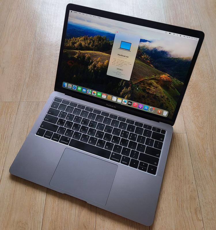 부산 맥북에어 2018 i5 배터리96% 256GB 고급형 팝니다. 이미지