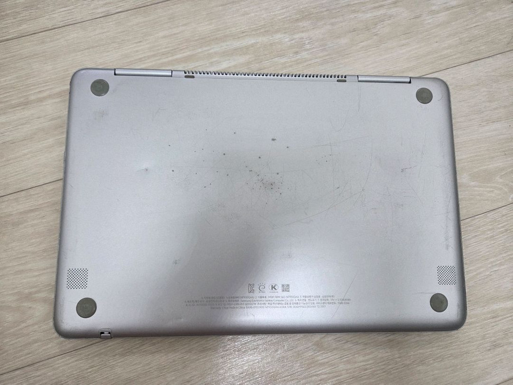 터치스크린 360도 회전 13인치 삼성노트북 이미지