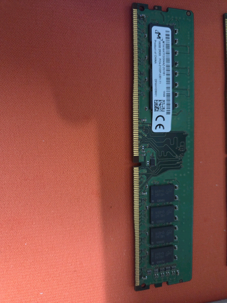 DDR4 16GB 메모리 이미지
