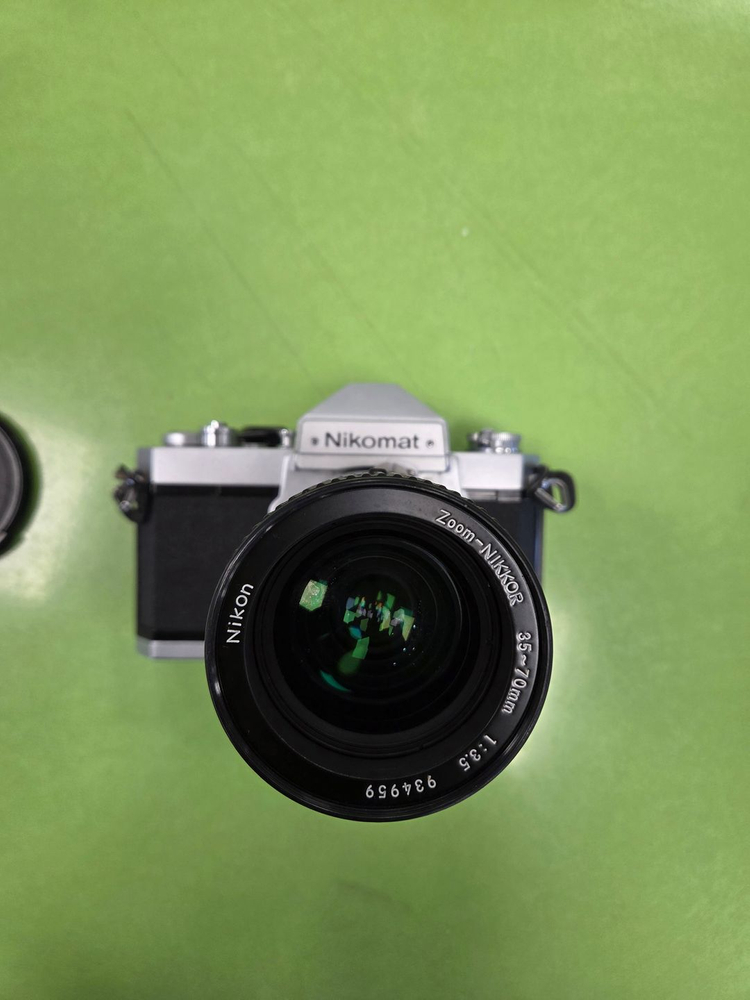 니콘 NIKOMAT 필름카메라 + 35-70mm 3.5고정렌즈 세트 판매합니다 이미지