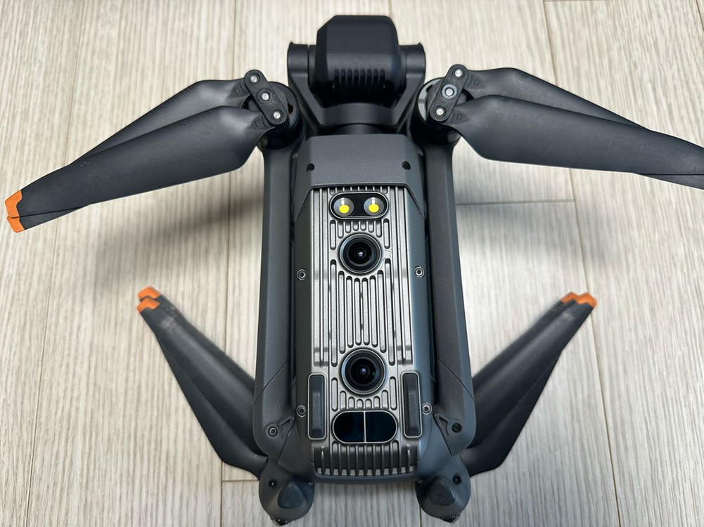 DJI 매빅3 플라이모어 콤보 판매합니다 이미지