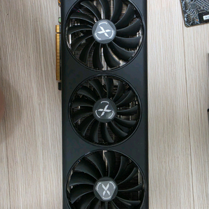XFX 라데온 RX 6800 Swift 319 그래픽카드 이미지