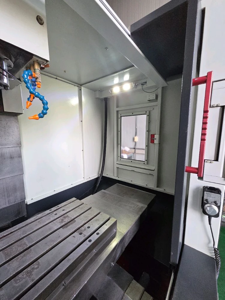 VMC850B 5호기 머시닝센터 이미지