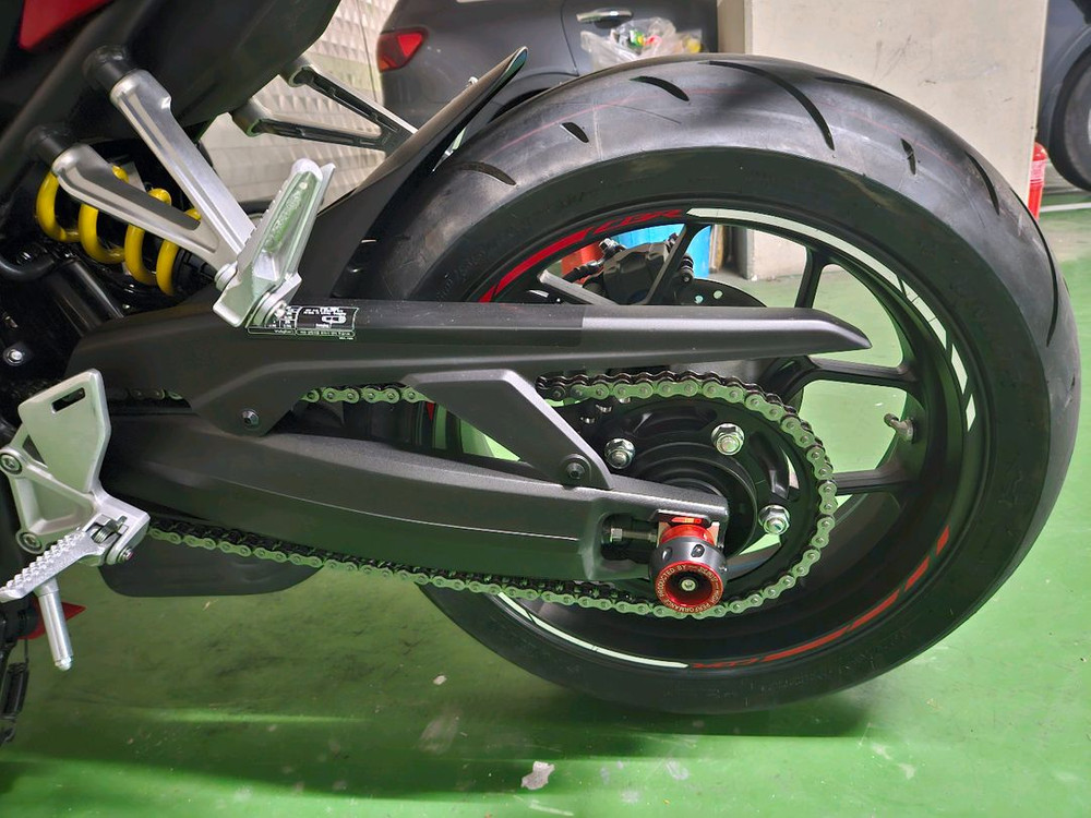 혼다 cbr650r 2100키로 팝니다 이미지