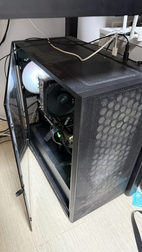 5700x3d + 3070ti 본체 이미지