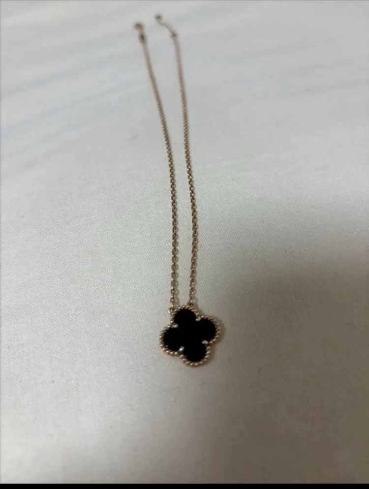반클리프 아펠 빈티지 알함브라 오닉스 펜던트 18k 이미지