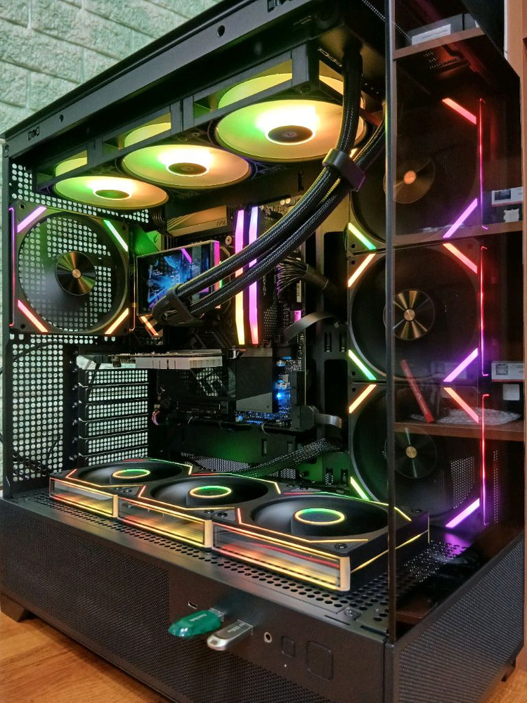 반본체 ) 게이밍 컴퓨터 9800X3D / 983D PC 이미지