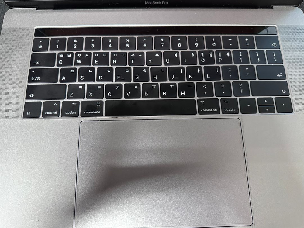 애플 맥북 프로 2017 15인치 (512GB 16G)터치바 풀박스 A급 판매 합니다 이미지