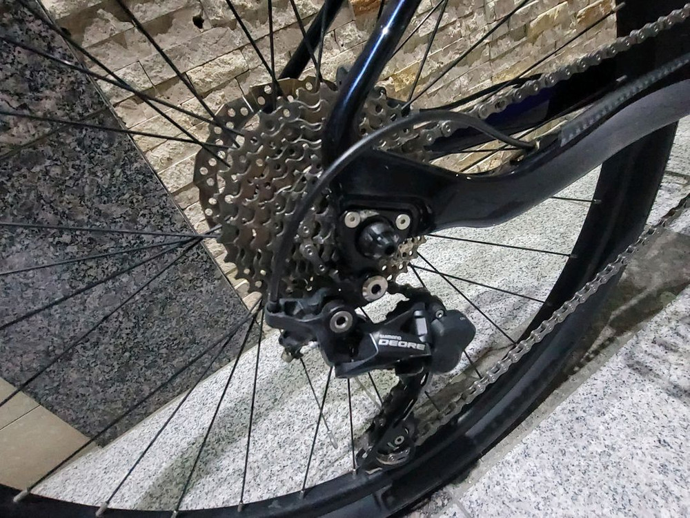 풀카본 MTB 자전거 이미지