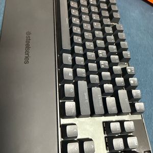스틸시리즈 APEX PRO TKL GEN3 게이밍 키보드 이미지