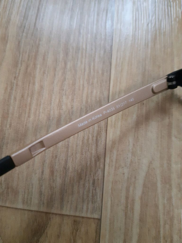 다비치 티타늄 안경 매장정품 이미지