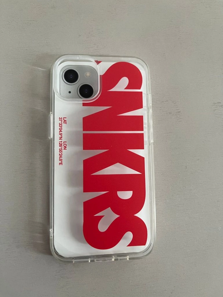 나이키 SNKRS 아이폰14 케이스 새제품 팝니다 이미지