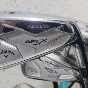 캘러웨이 apex pro 19 아이언 세트 팝니다