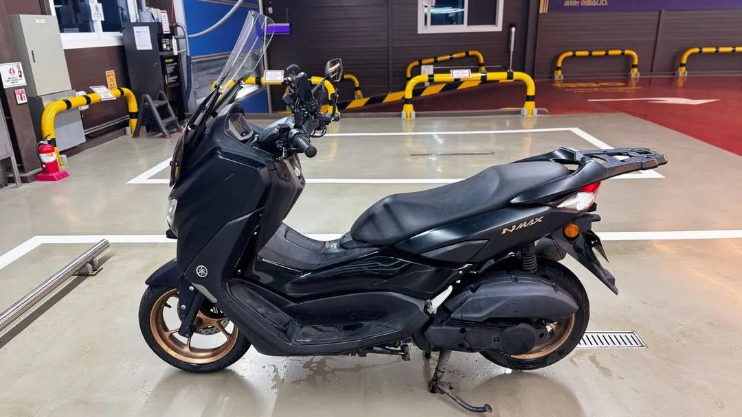 [까치울역 직거래] NMAX 125 22년식 (49,2xx km) 관리 최상, 판매합니다. 이미지