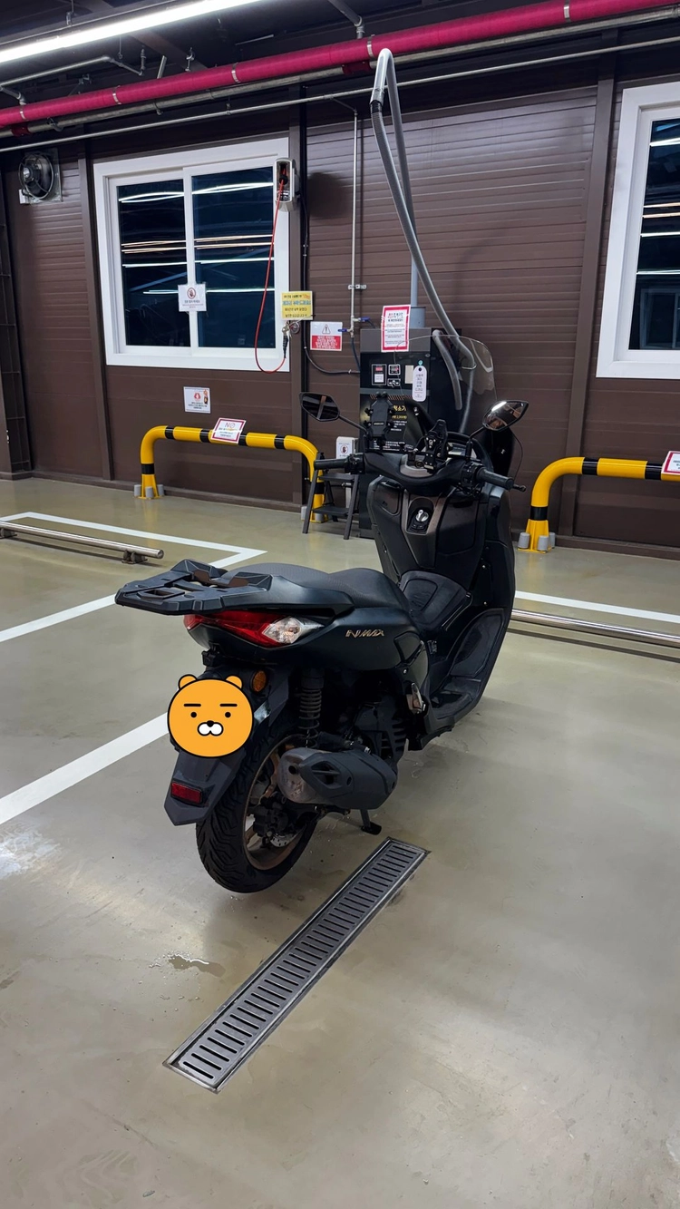 [까치울역 직거래] NMAX 125 22년식 (49,2xx km) 관리 최상, 판매합니다. 이미지