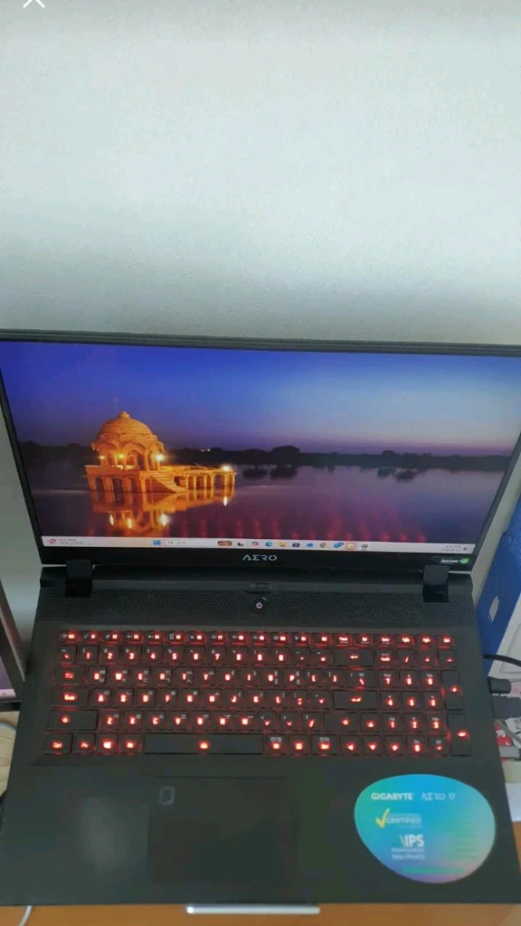 기가바이트 에어로 17 게이밍노트북 i7-9750H 급매 - 안심되는 중고거래