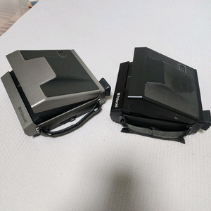폴라로이드 스펙트라 즉석카메라 2대 장식용 이미지