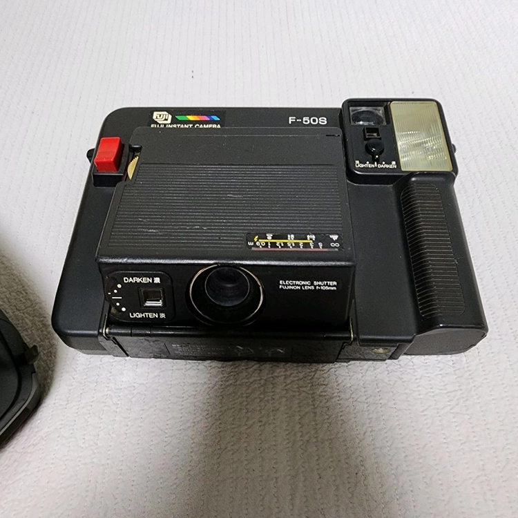 후지 F50S, 폴라로이드 790 즉석카메라 2대 장식용 이미지