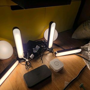 필립스 휴 PHILLIPS HUE 라이트 조명 풀세트 이미지