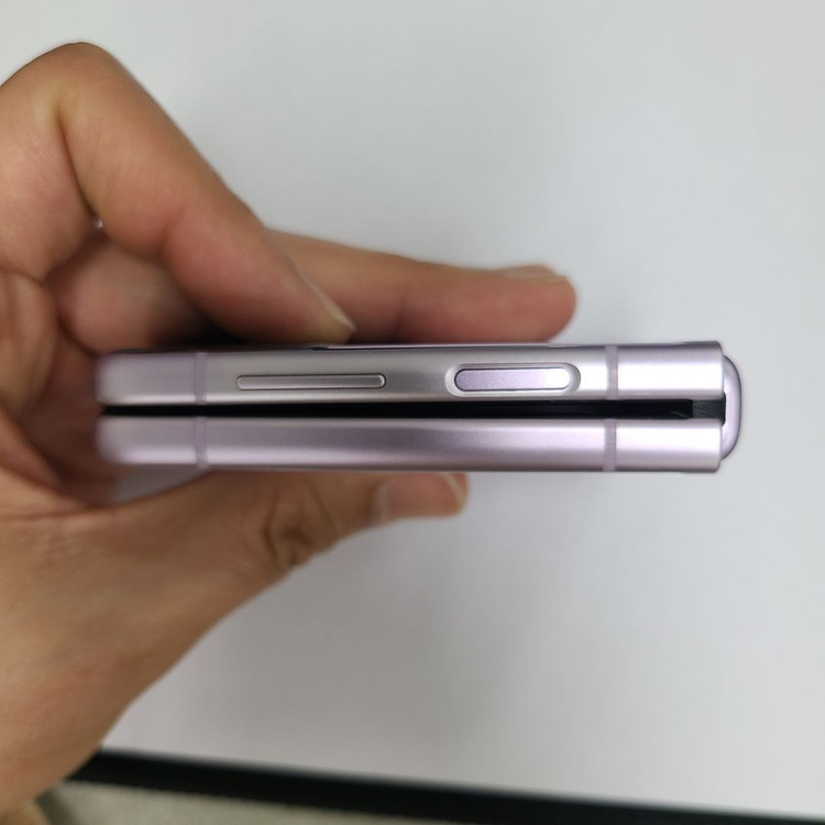 .갤럭시 Z플립3 라벤더 256GB KT 무잔상 A급 046352 이미지