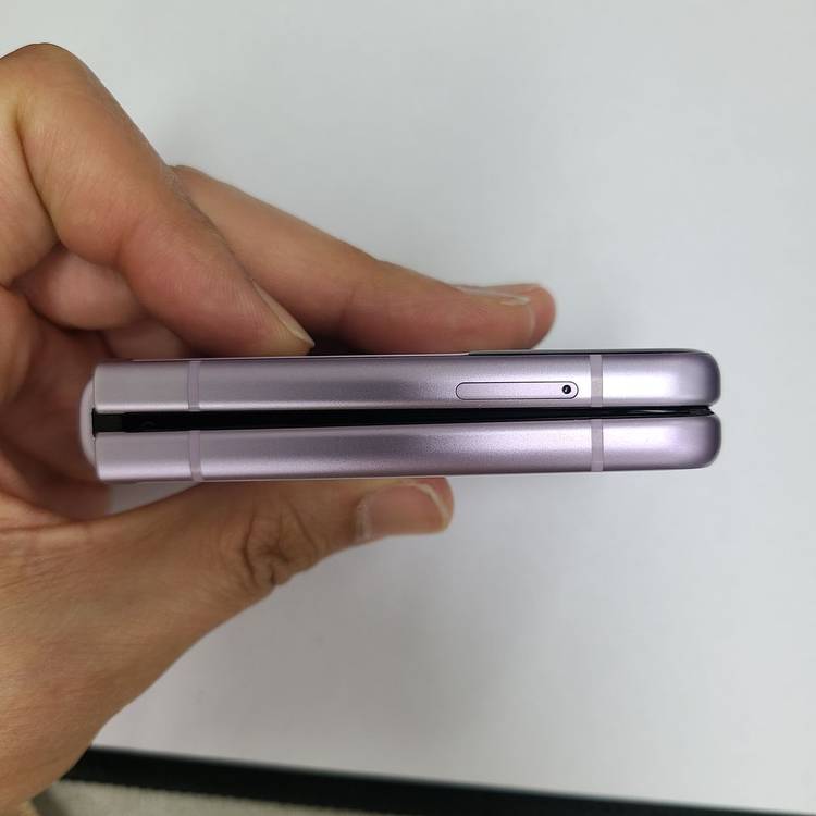 .갤럭시 Z플립3 라벤더 256GB KT 무잔상 A급 046352 이미지