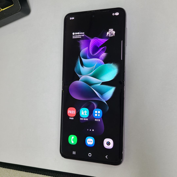 .갤럭시 Z플립3 라벤더 256GB KT 무잔상 A급 046352 이미지