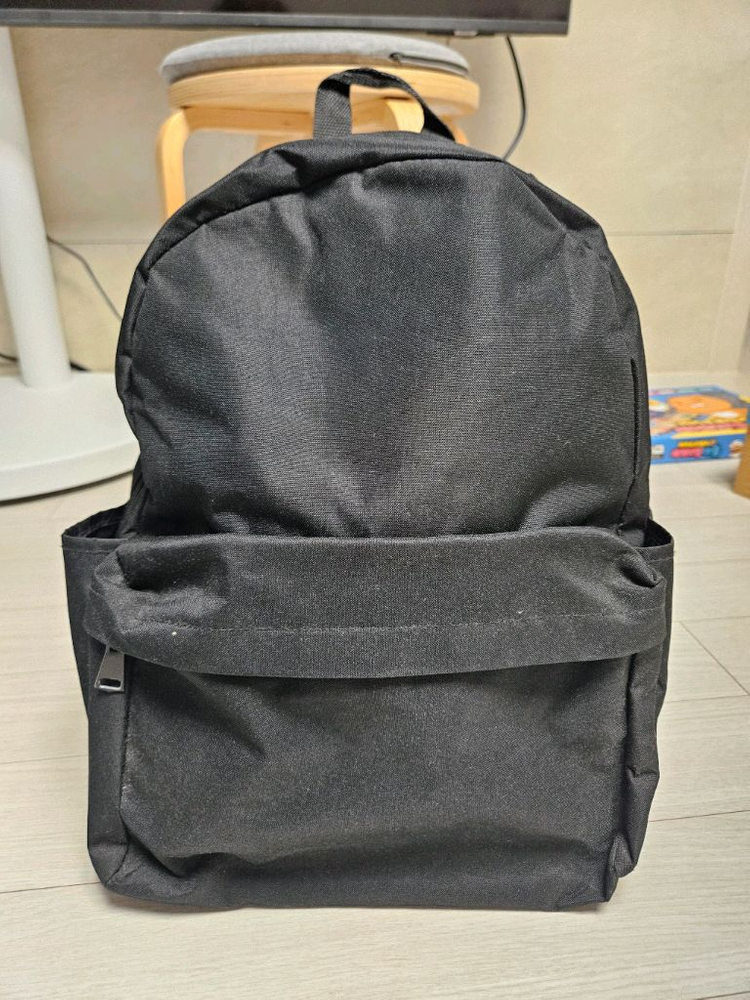 (새상품)(택포) 깔끔한 블랙 백팩 이미지