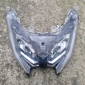 AK550 전조등 이미지