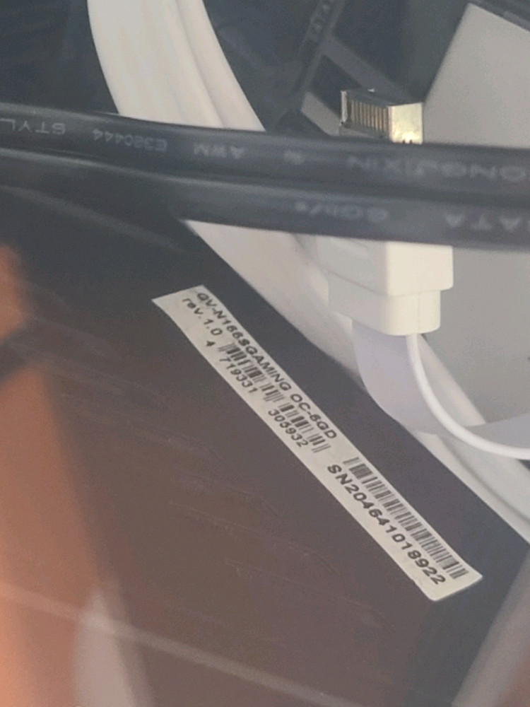 gtx 1660super 기가바이트 3팬 팔아요 이미지