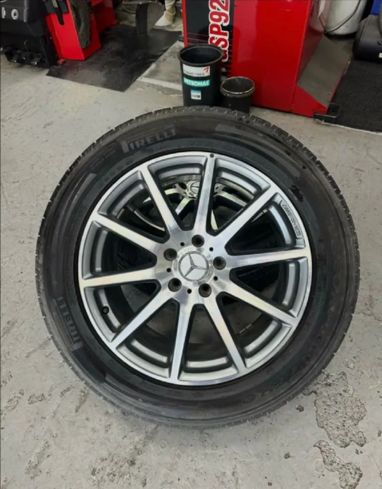G63 AMG 20인치 휠 타이어 한대분 이미지