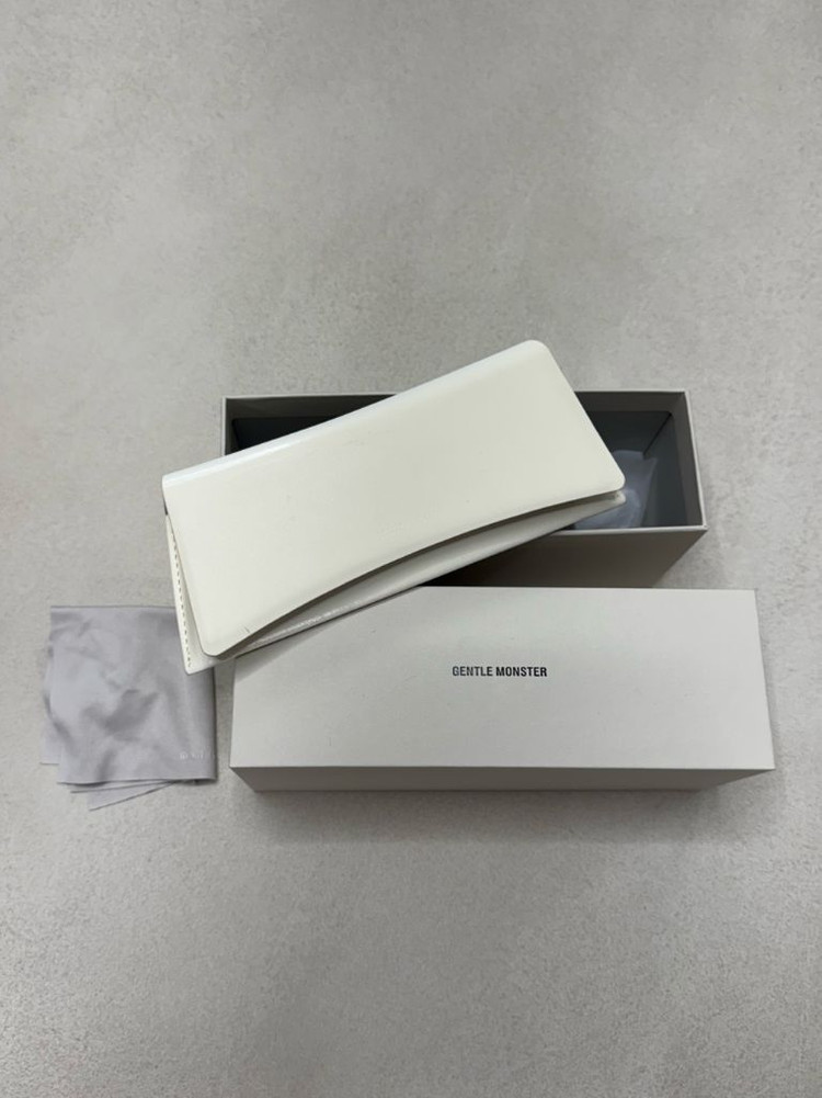 젠틀몬스터 선글라스 이미지