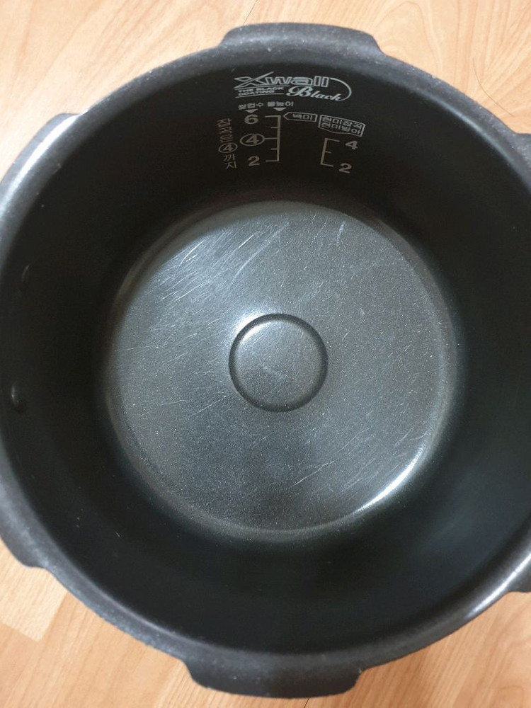6인용 내솥 이미지