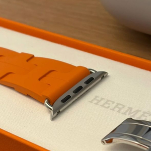 에르메스 애플워치 킬림 스트랩 디플로이먼트 버클 오랑쥬 46mm 이미지