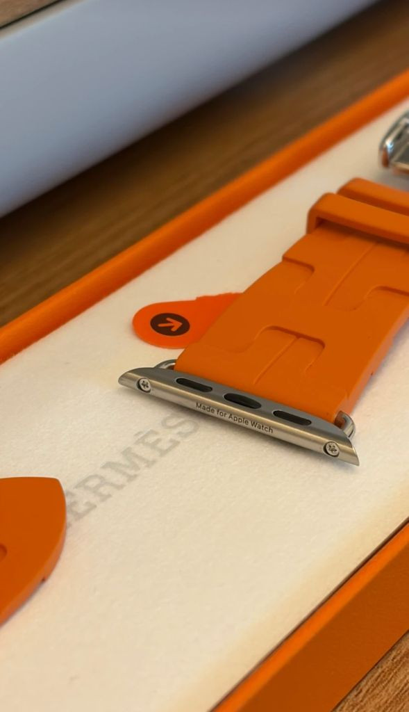 에르메스 애플워치 킬림 스트랩 디플로이먼트 버클 오랑쥬 46mm 이미지